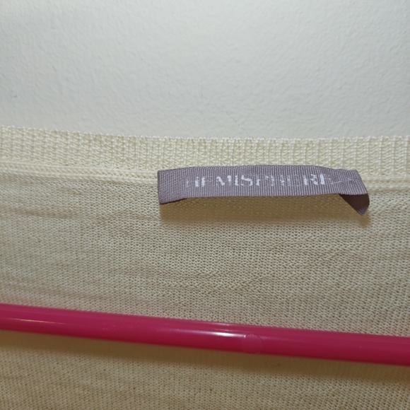 HEMISPHERE Sz Large 100% Wool Pale Yellow Women's V-Neck Sheer Top Sweater - Picture 9 of 9